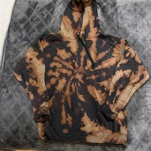BLEACH TIE DYE HOODIE